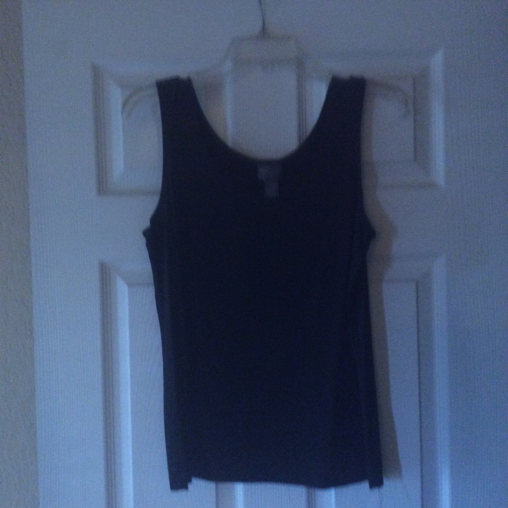 Black knit tank